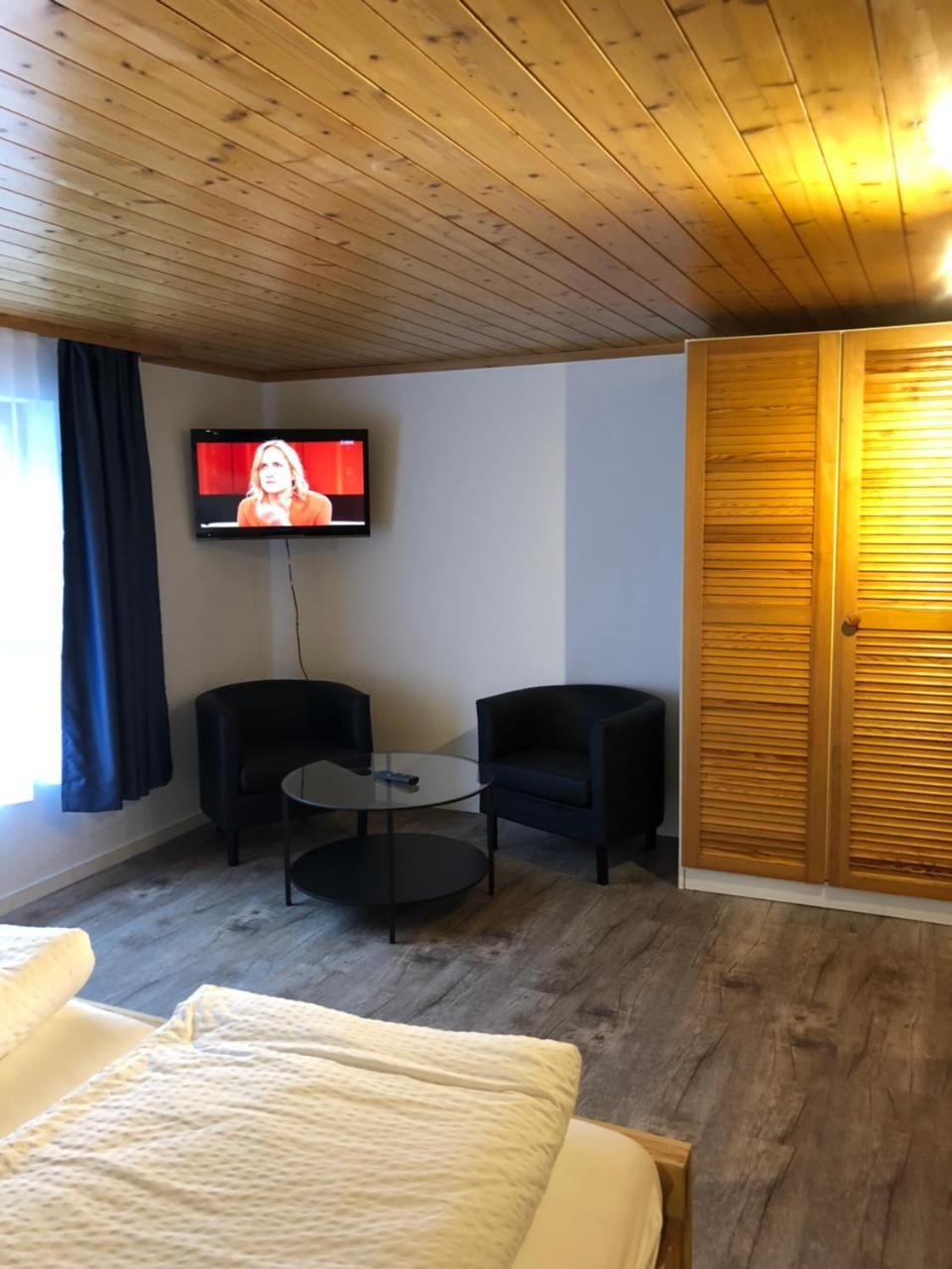 Hotel Restaurant Simplon Frutigen Exterior foto